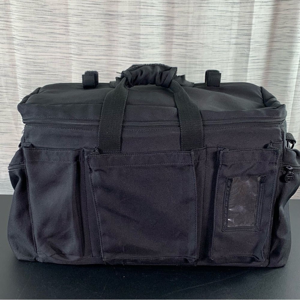 Sidekick Professional by Michael’s of Oregon Black Men's Bag.